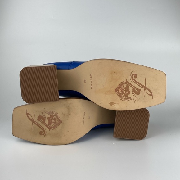 NEW Free People Brady Buckle Bootie In Out Of The Blue, Leather Size 40/9.5 $178 - Picture 3 of 9